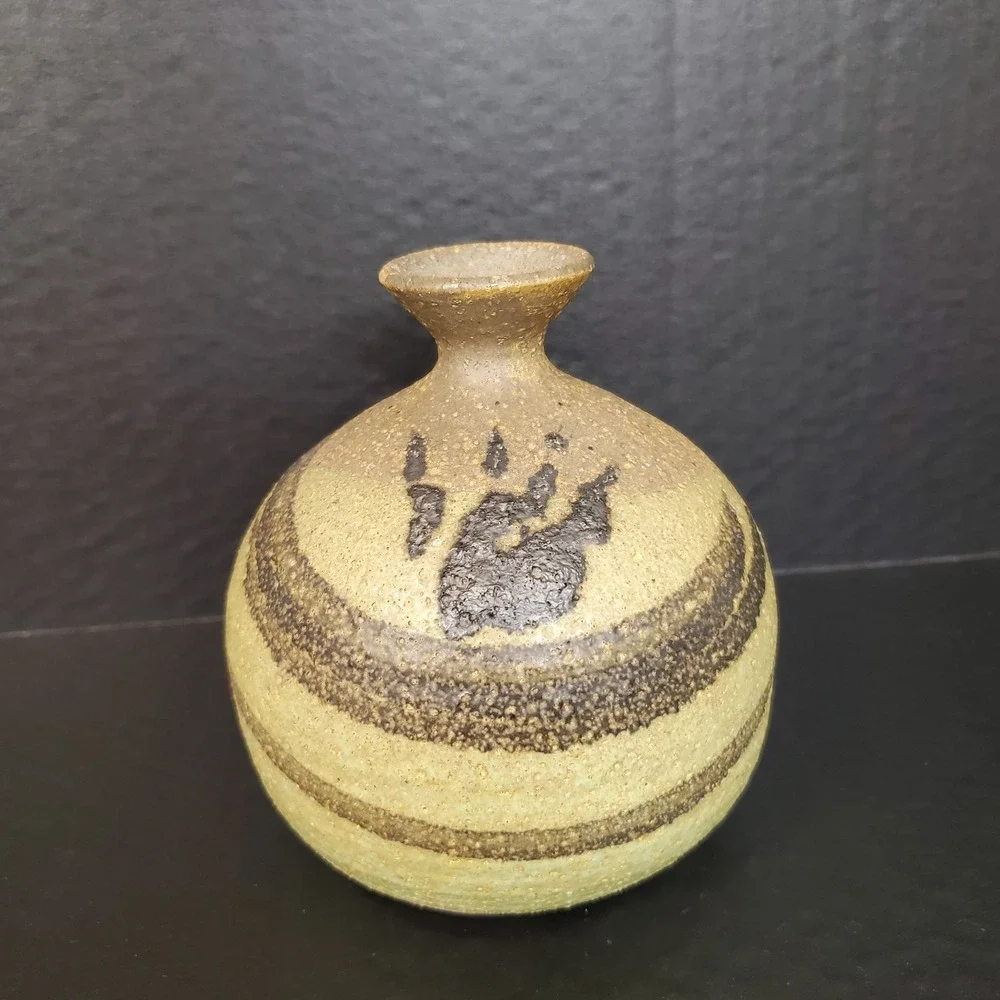 Studio Pottery Bulbous Bud Vase Paw Print 3-tone Makers Mark Signed 5.5